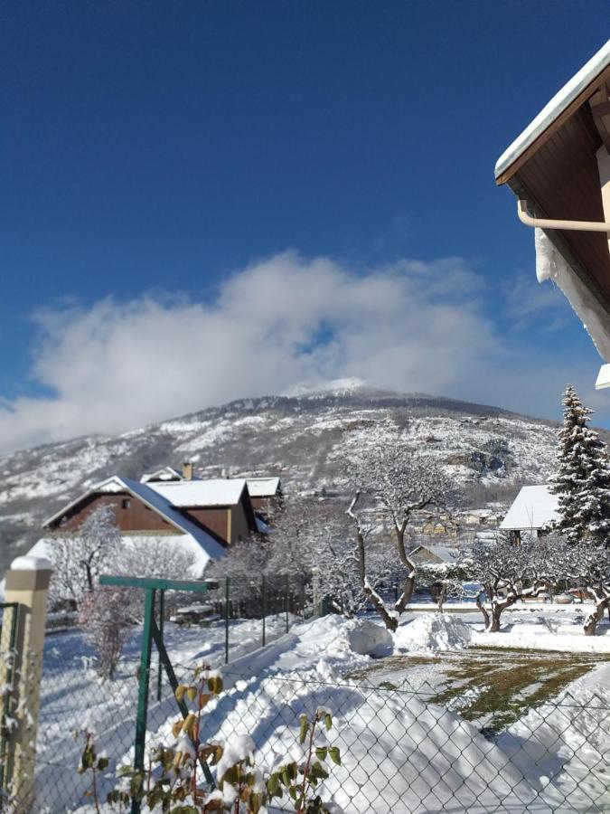 Le Bacchu Ber Bed & Breakfast Briancon  Exterior photo