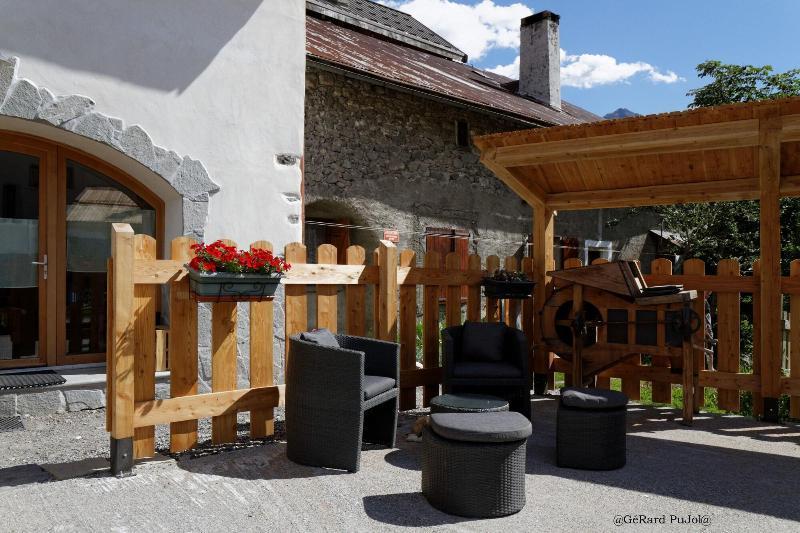 Le Bacchu Ber Bed & Breakfast Briancon  Exterior photo