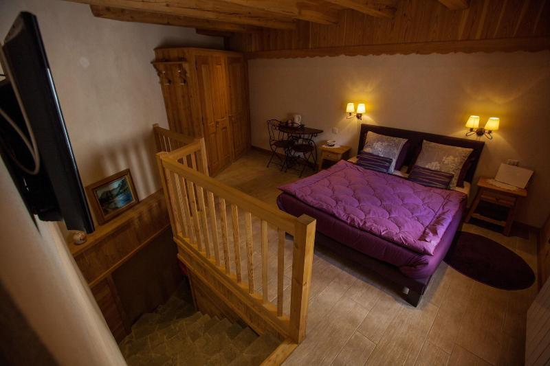 Le Bacchu Ber Bed & Breakfast Briancon  Exterior photo